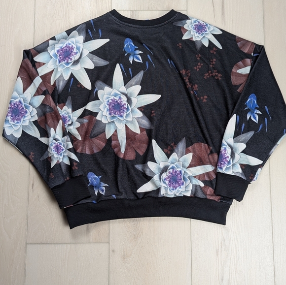 Adidas X Shinpei Naito FARM Lotus Sweatshirt Floral Fish Dark Gray Womens Medium - Picture 2 of 8